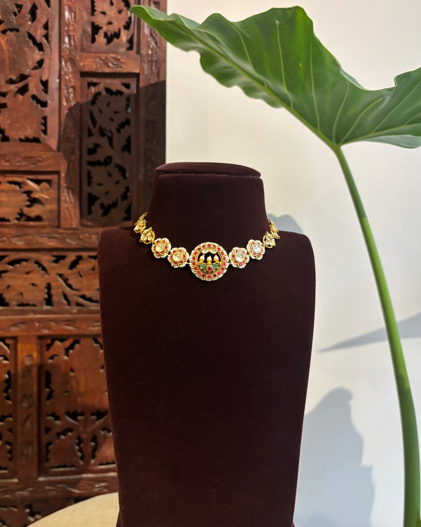 The Garland – Antique Floral Choker | Varna Edit | NC263