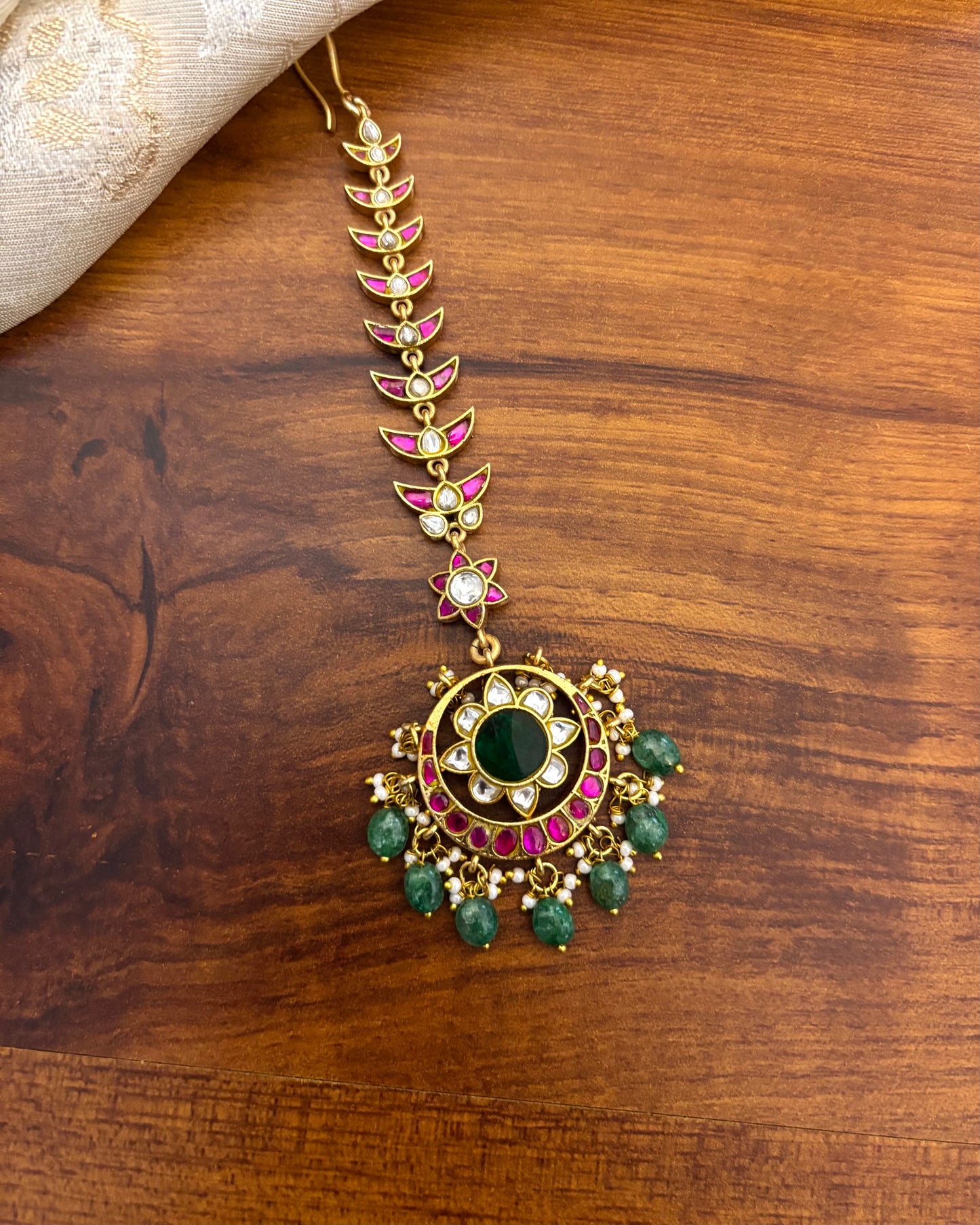 Gold Plated Jadau Kundan Maang Tikka with Floral Pendant and Chand Chain | MT115