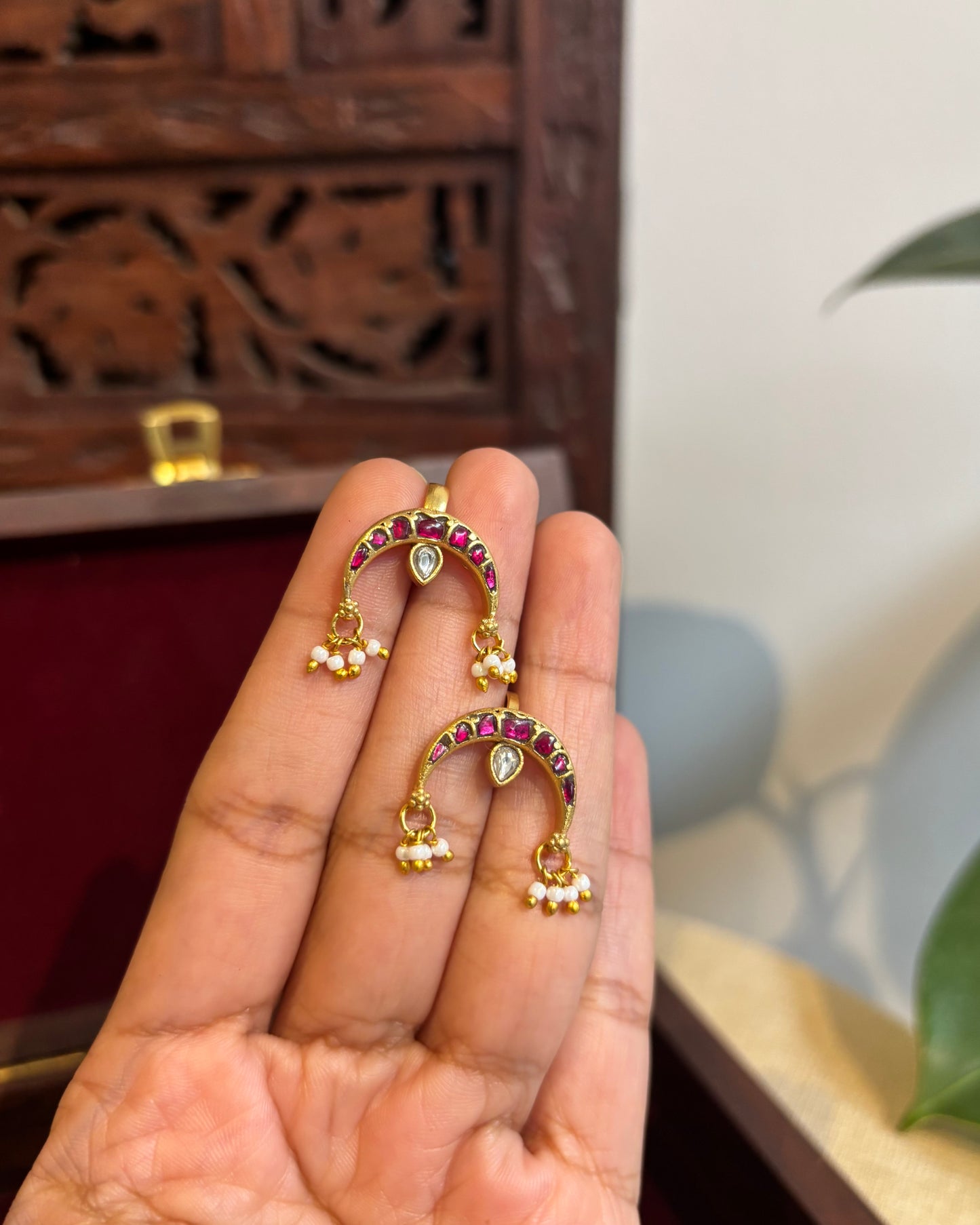 Chand Gold-Finish Jadau Bugadi | ER259