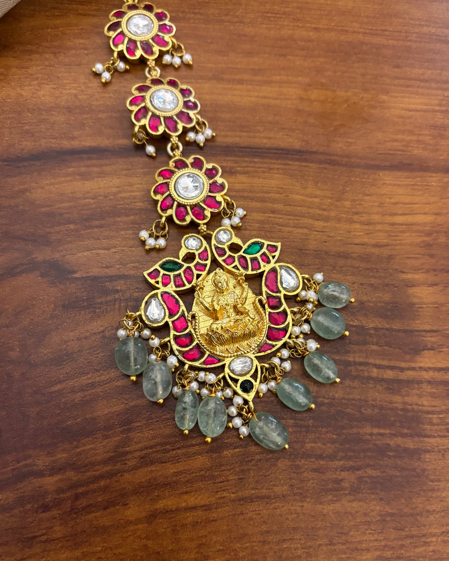 Lakshmi Jadau Kundan Maang Tikka with Floral Chain | MT116
