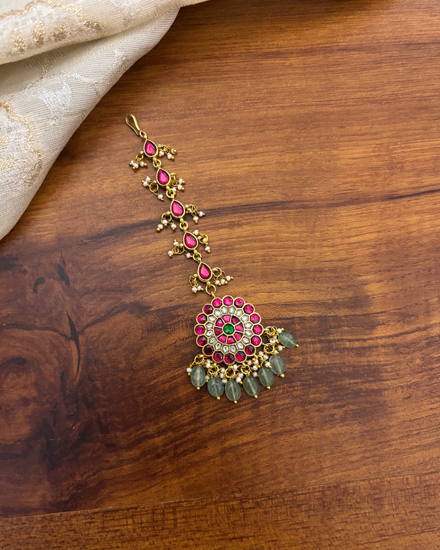 Jadau Kundan Floral Maang Tikka  – Gold-Plated Bridal Hair Jewellery | MT120