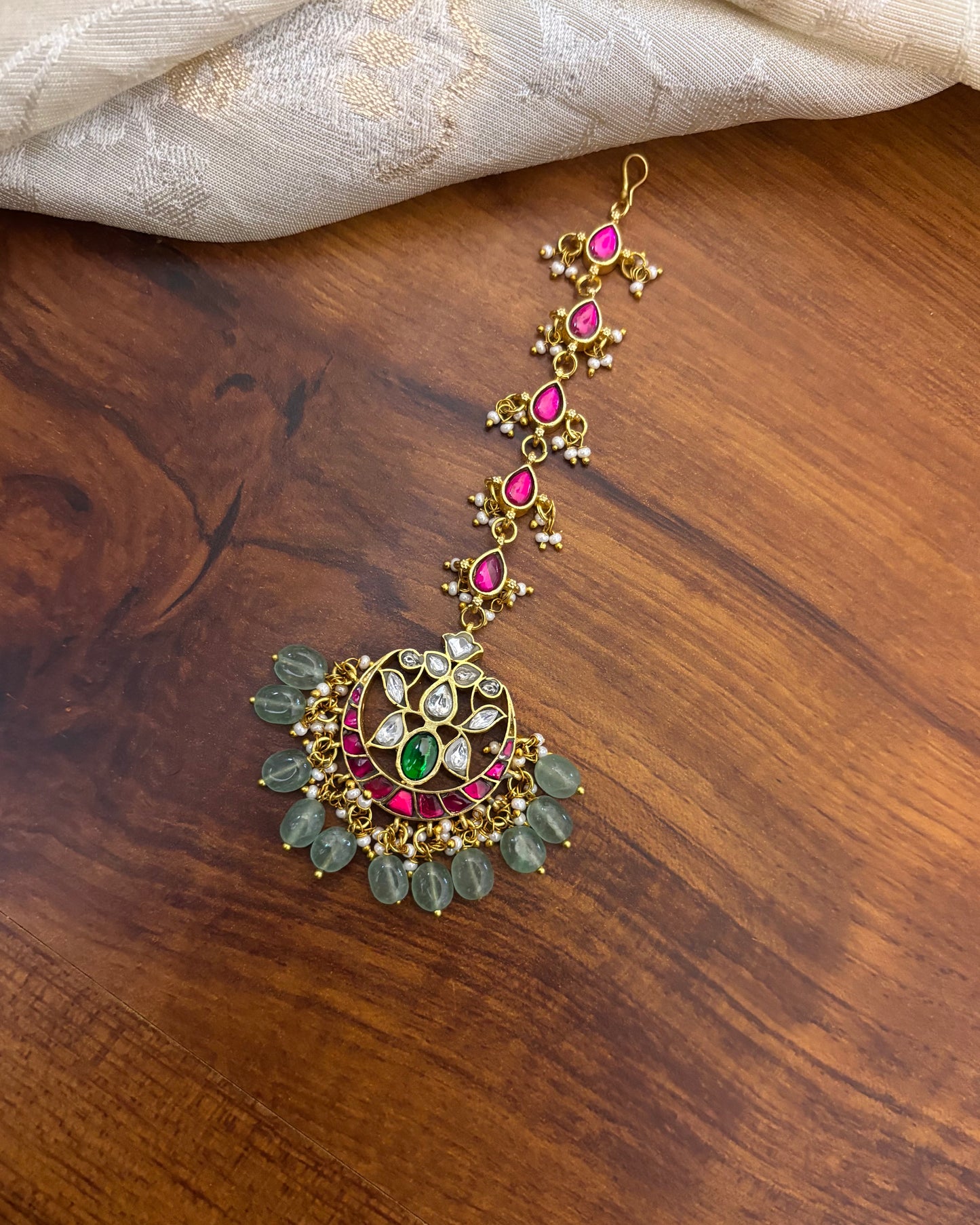 Jadau Kundan Floral Maang Tikka  – Gold-Plated Bridal Hair Jewellery | MT121