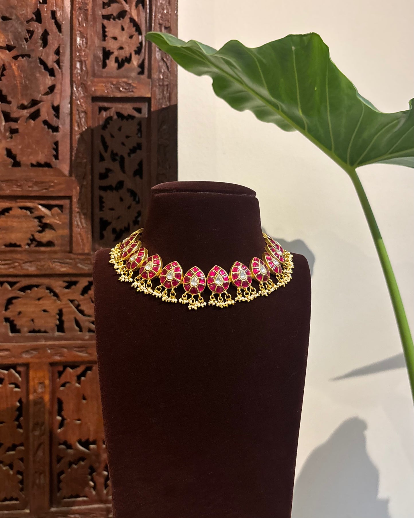 Ruby & White Kundan Necklace – Contemporary Teardrop Design | NC277