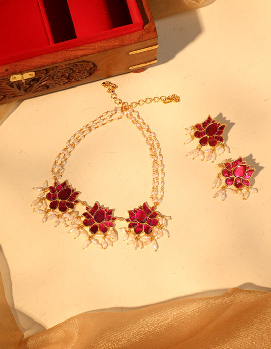 Jadau Kundan Lotus Necklace Set with Matching Earrings | NC033