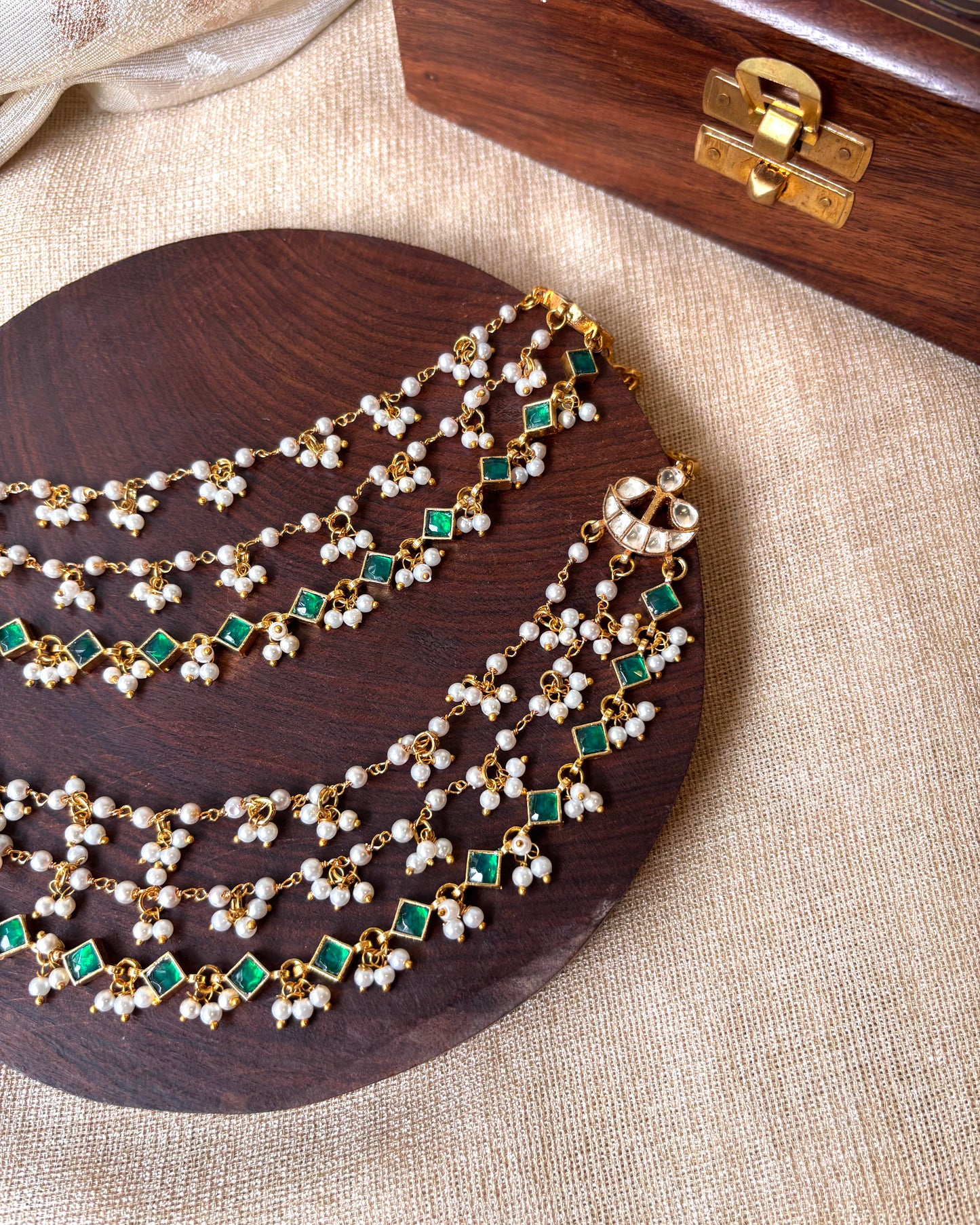 Minimal Jadau Kundan Three-Layer Pearl Ear Chain – Green & White | EC071