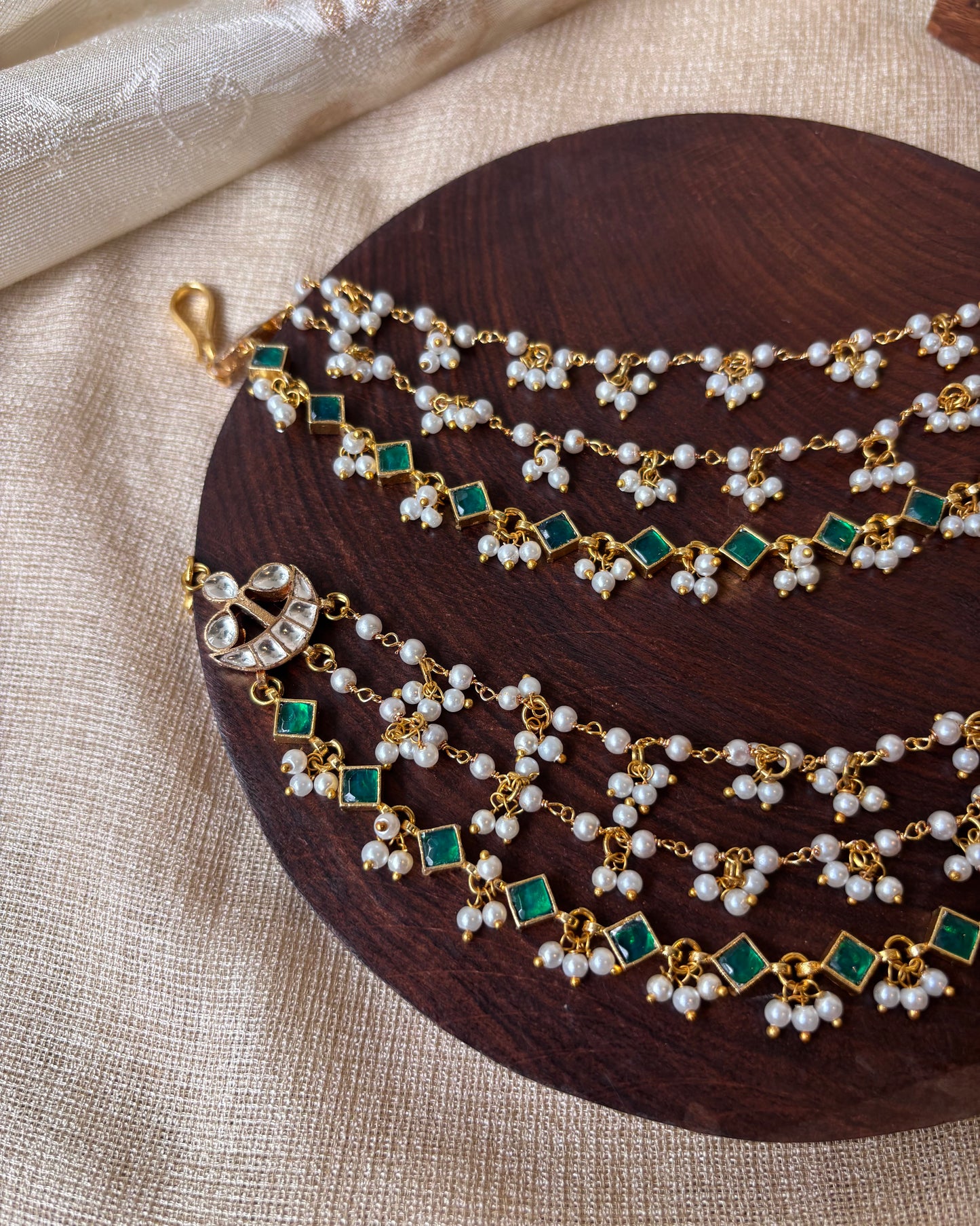 Minimal Jadau Kundan Three-Layer Pearl Ear Chain – Green & White | EC071