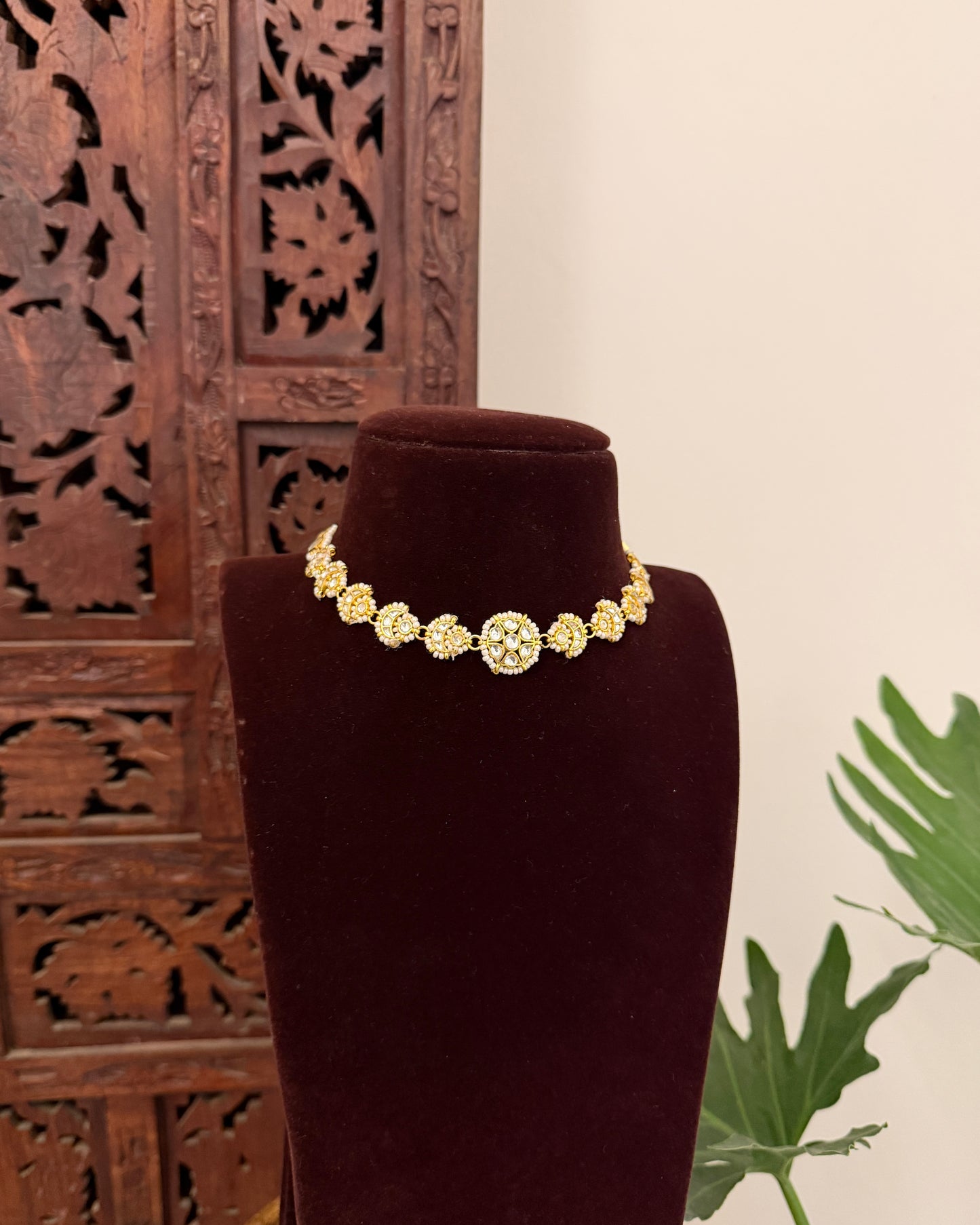 White Minimal Floral Kundan Choker | Handmade Gold Plated | NC695