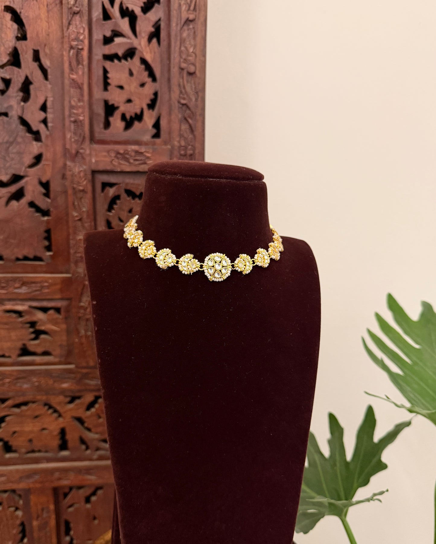 White Minimal Floral Kundan Choker | Handmade Gold Plated | NC695