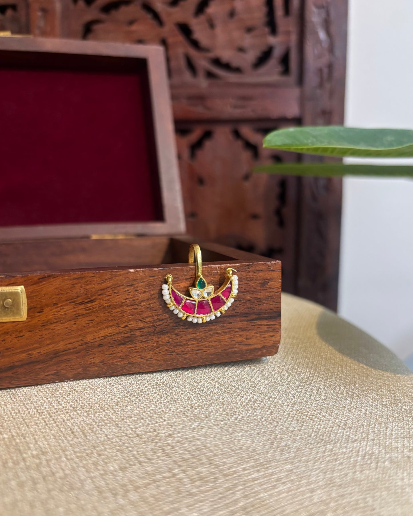 Chand Kundan Hair Pendant – Elegance for Your Braids | HA308