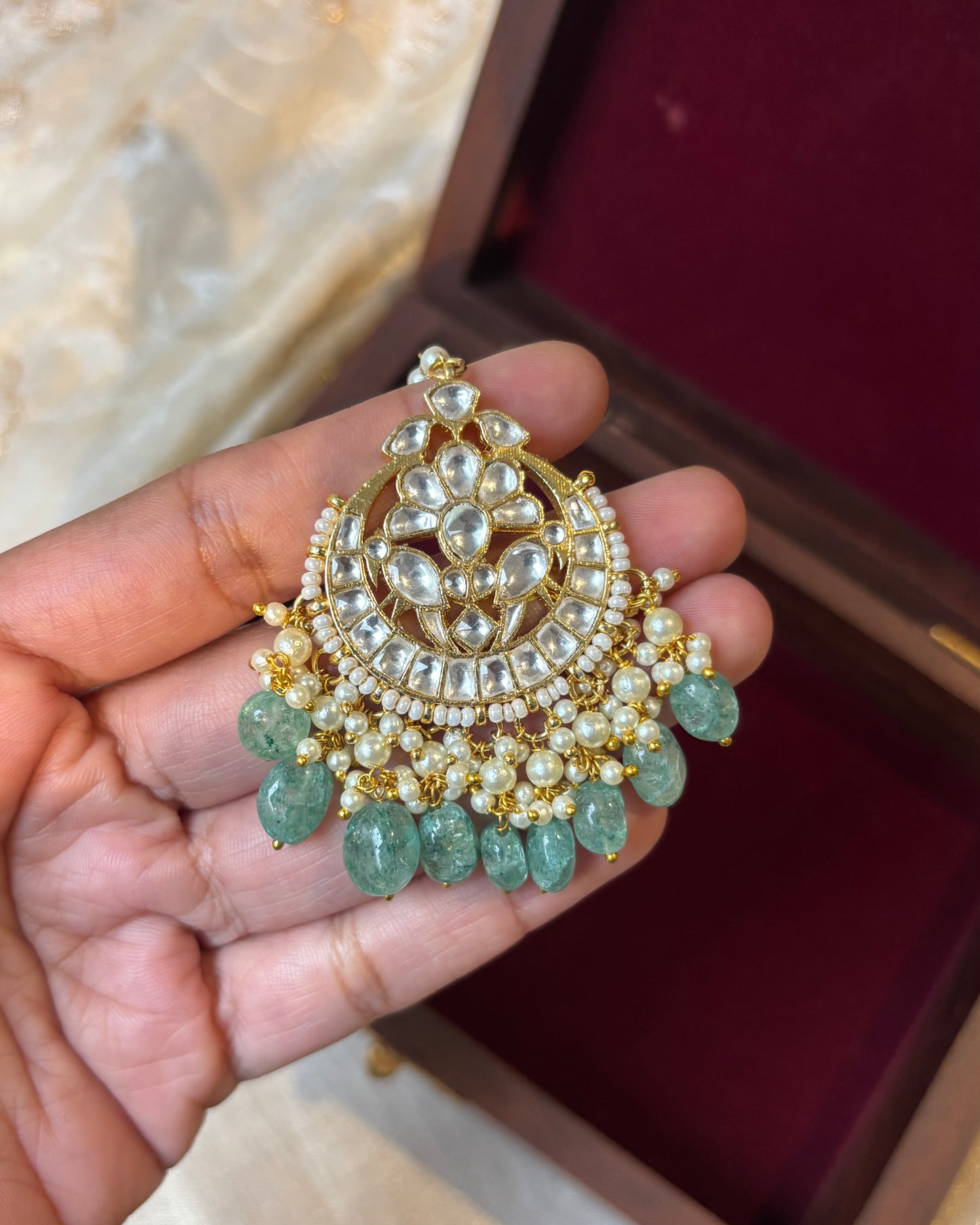 Jadau Kundan White Peacock Motif Gold-Plated Maang Tikka | MT155