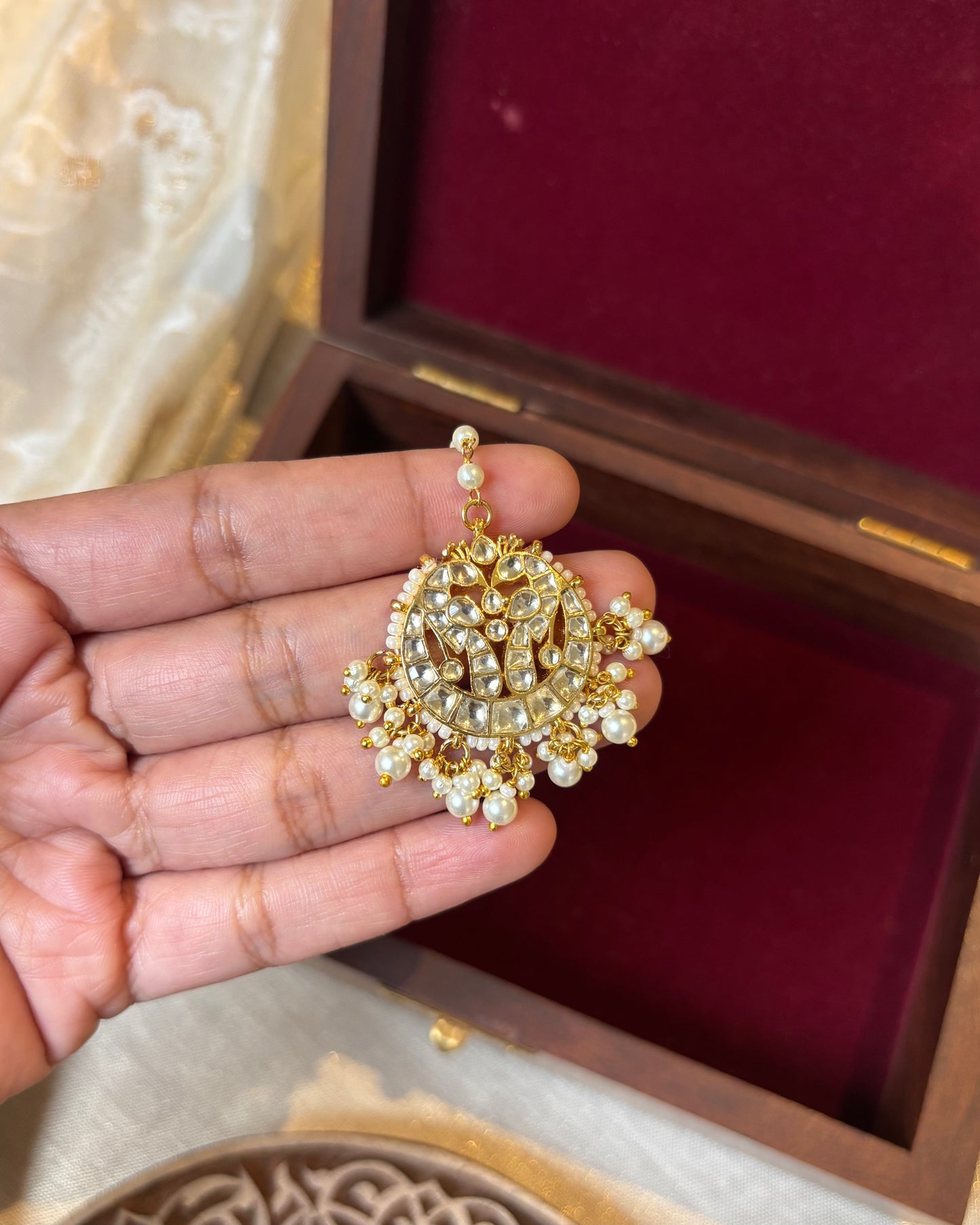 Jadau Kundan White Peacock Motif Gold-Plated Maang Tikka | MT156