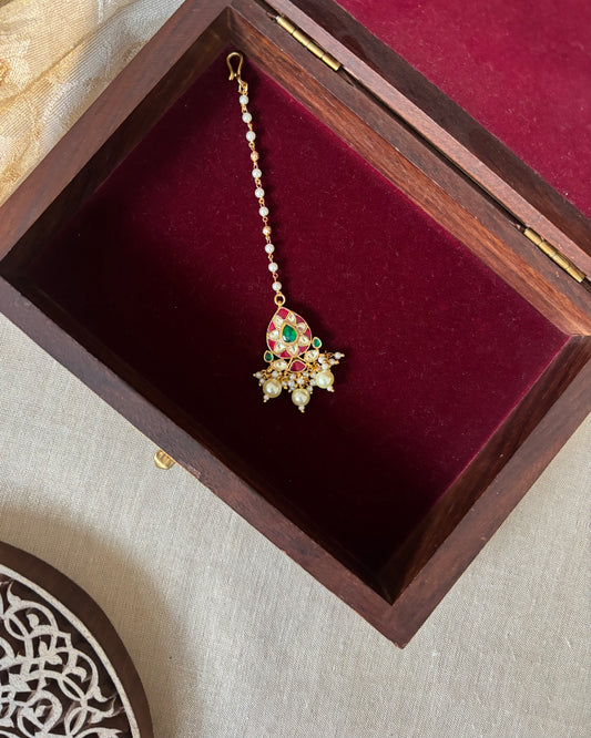 Minimal Jadau Floral Design Maang Tikka | Green & White | MT290