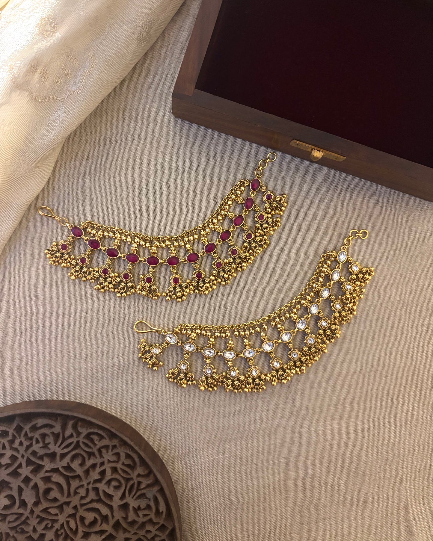 2-in-1 Reversible Antique Ear Chain: Ruby Kemp & White Stone | EC107