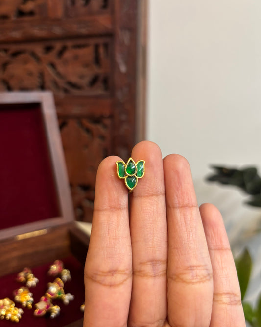 Lotus Green Minimal Floral Clip On Nosepin | NP088