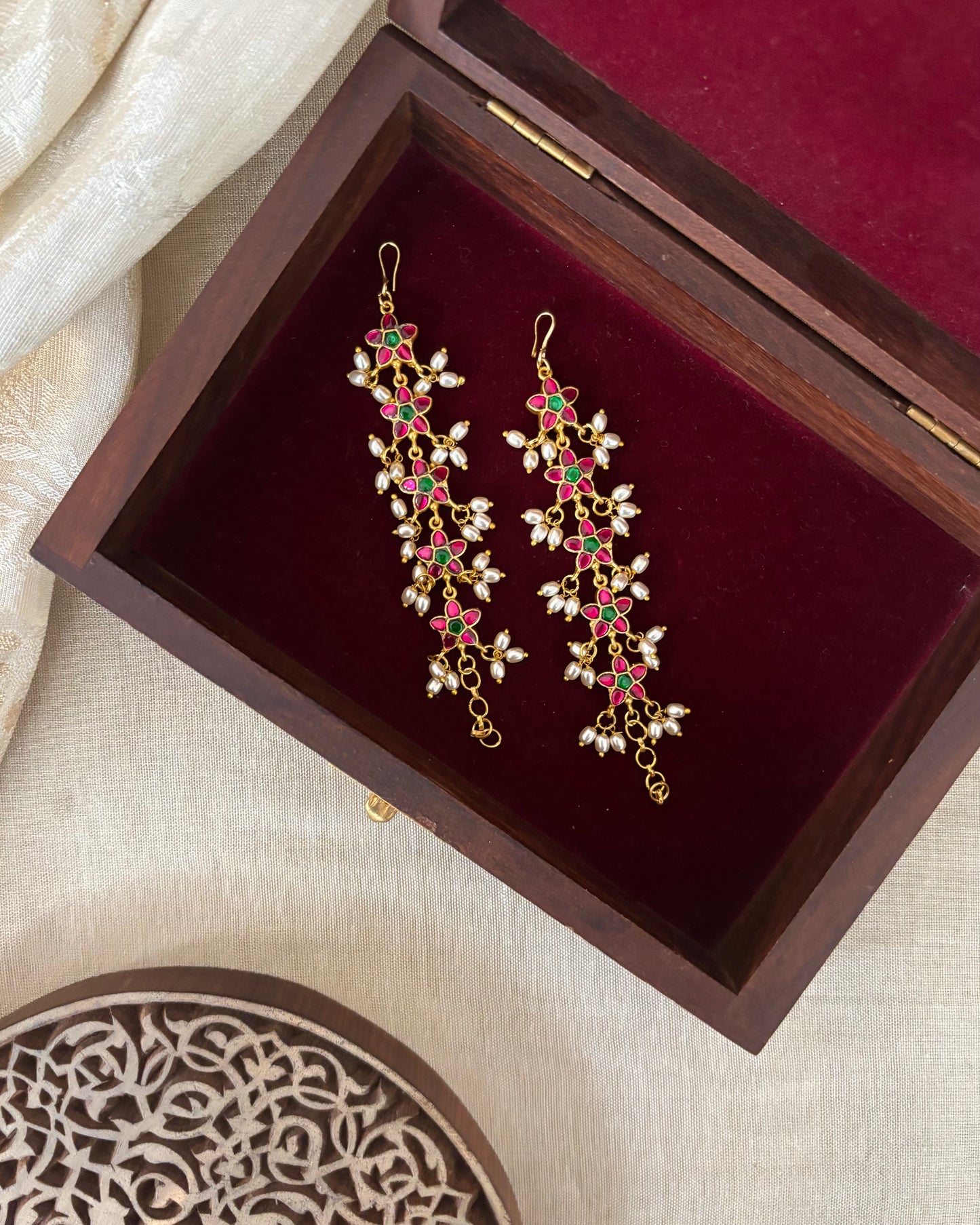 Floral Jadau Kundan Straight Ear Chain –  Multicolor | EC139