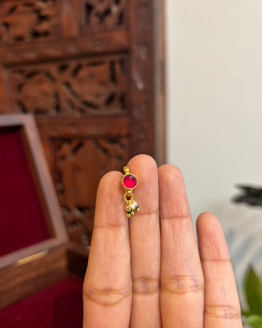 Minimal Floral Clip On Nosepin | NP102