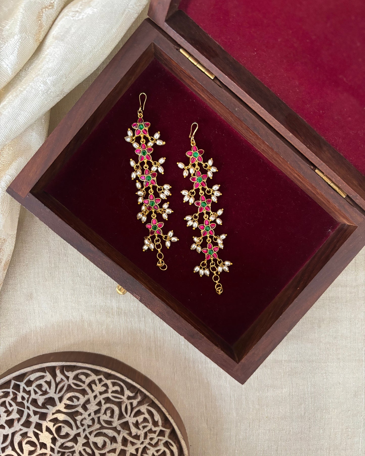 Floral Jadau Kundan Straight Ear Chain –  Multicolor | EC139