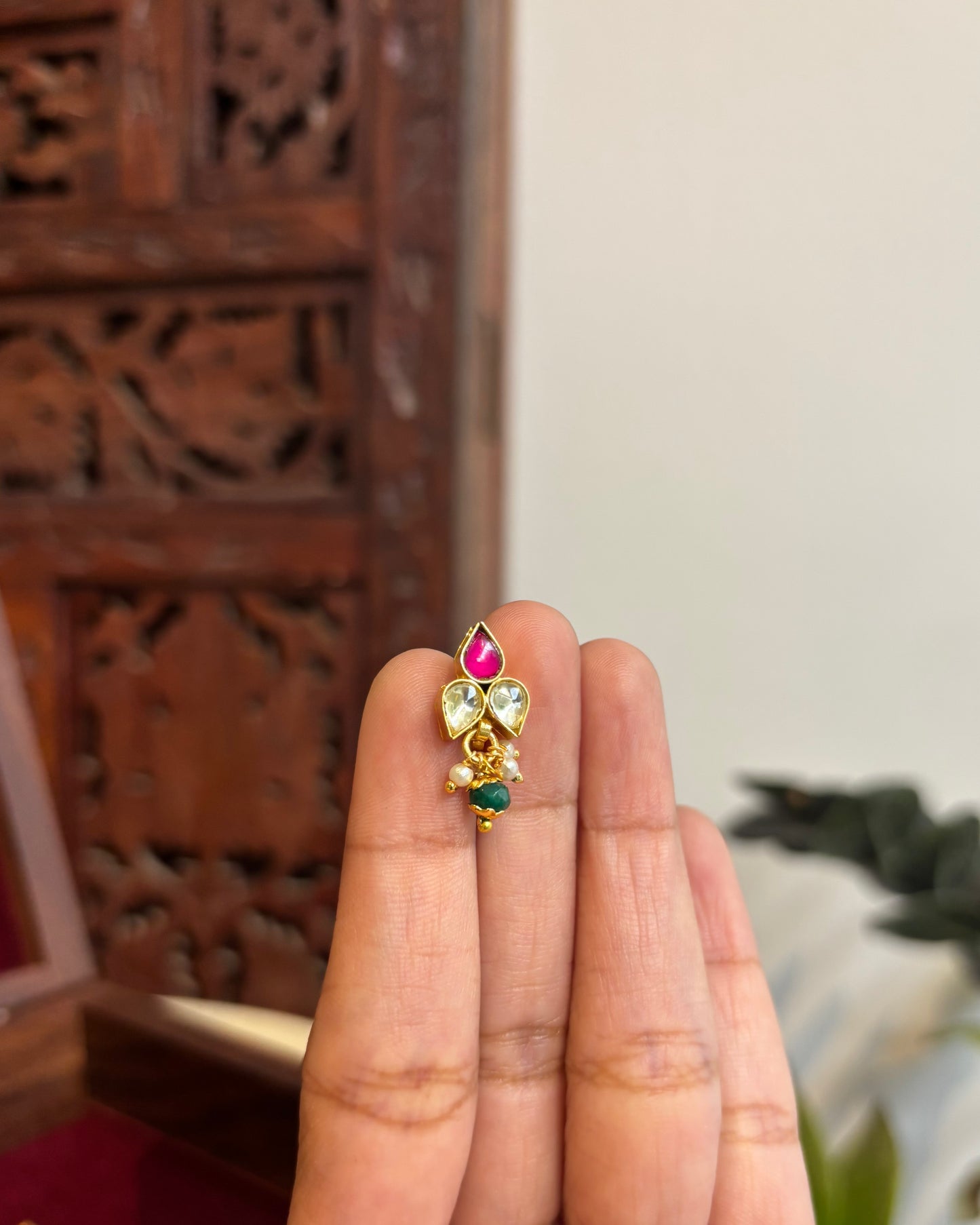 Floral Minimal Floral Clip On Nosepin | NP100