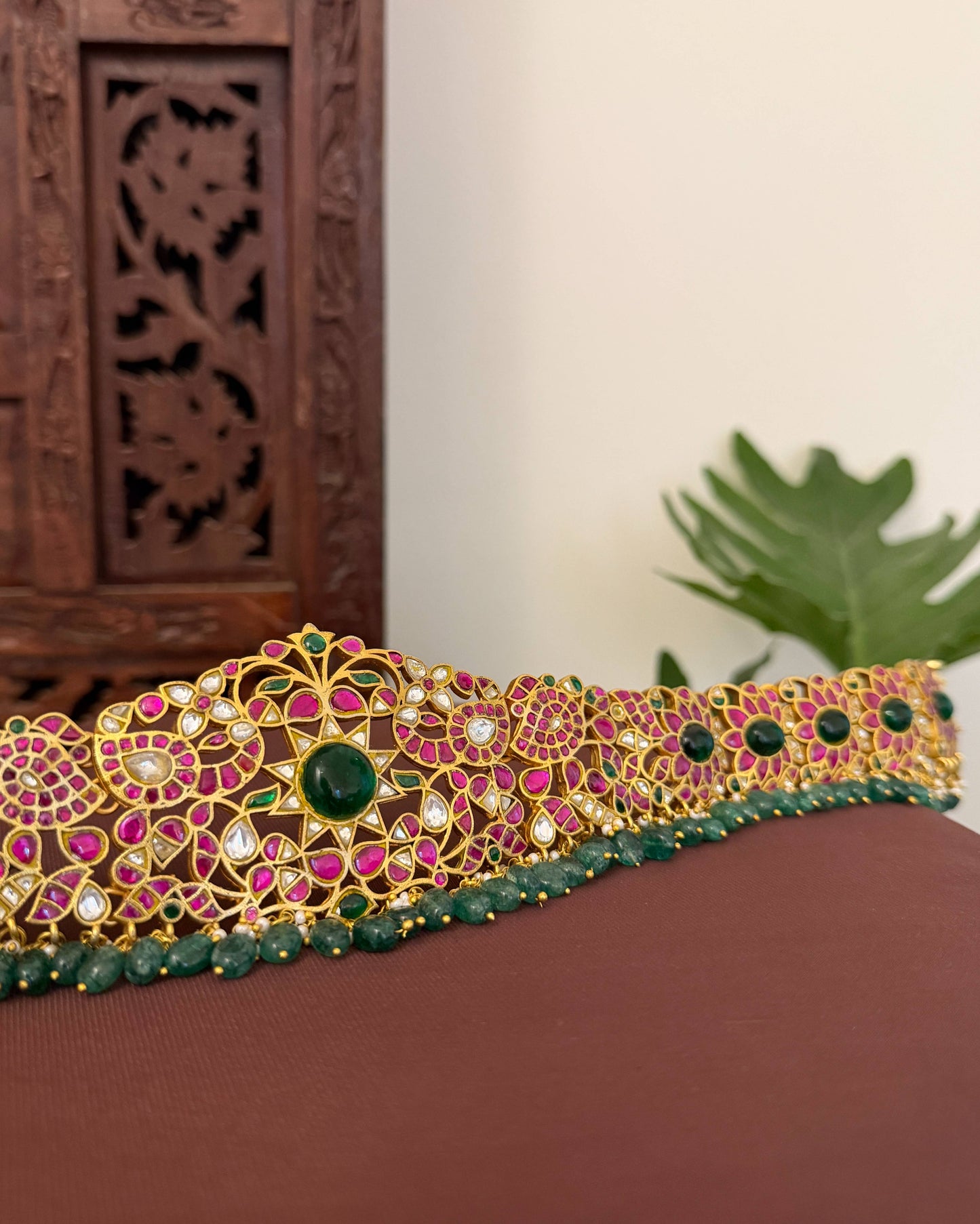 Jadau Kundan Hip Belt with Adjustable Multi-Hook Closure | WB029