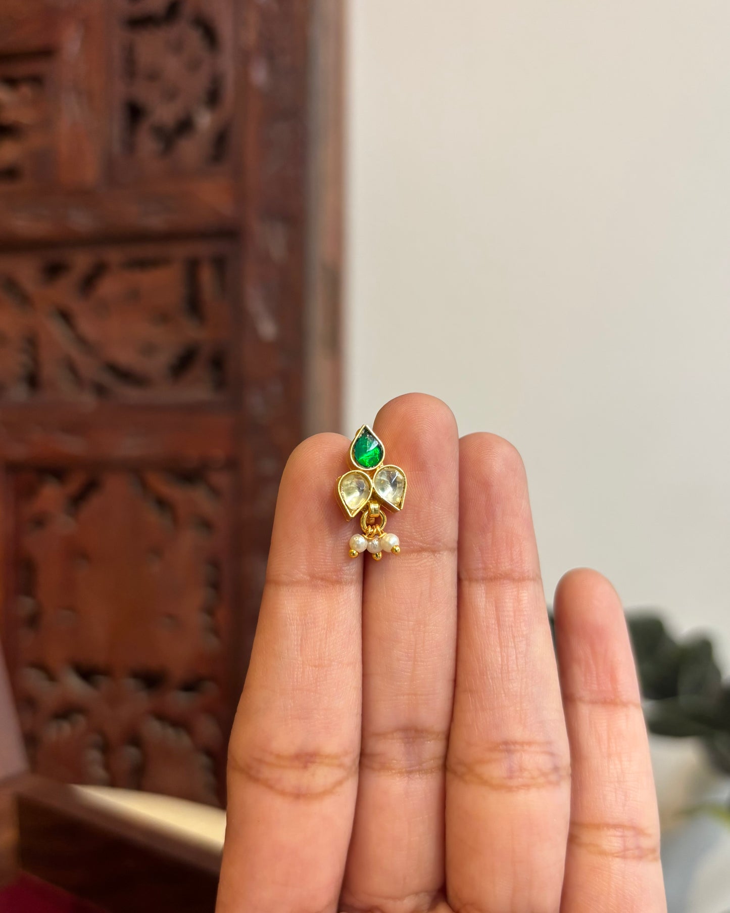 Floral Minimal Floral Clip On Nosepin | NP101