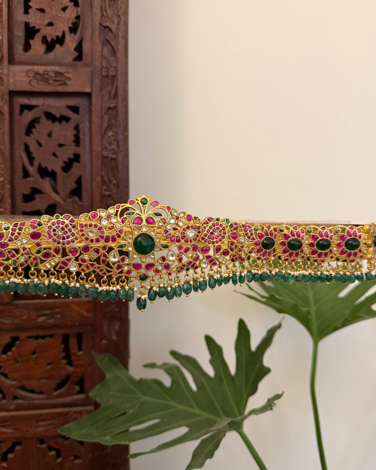 Jadau Kundan Hip Belt with Adjustable Multi-Hook Closure | WB029