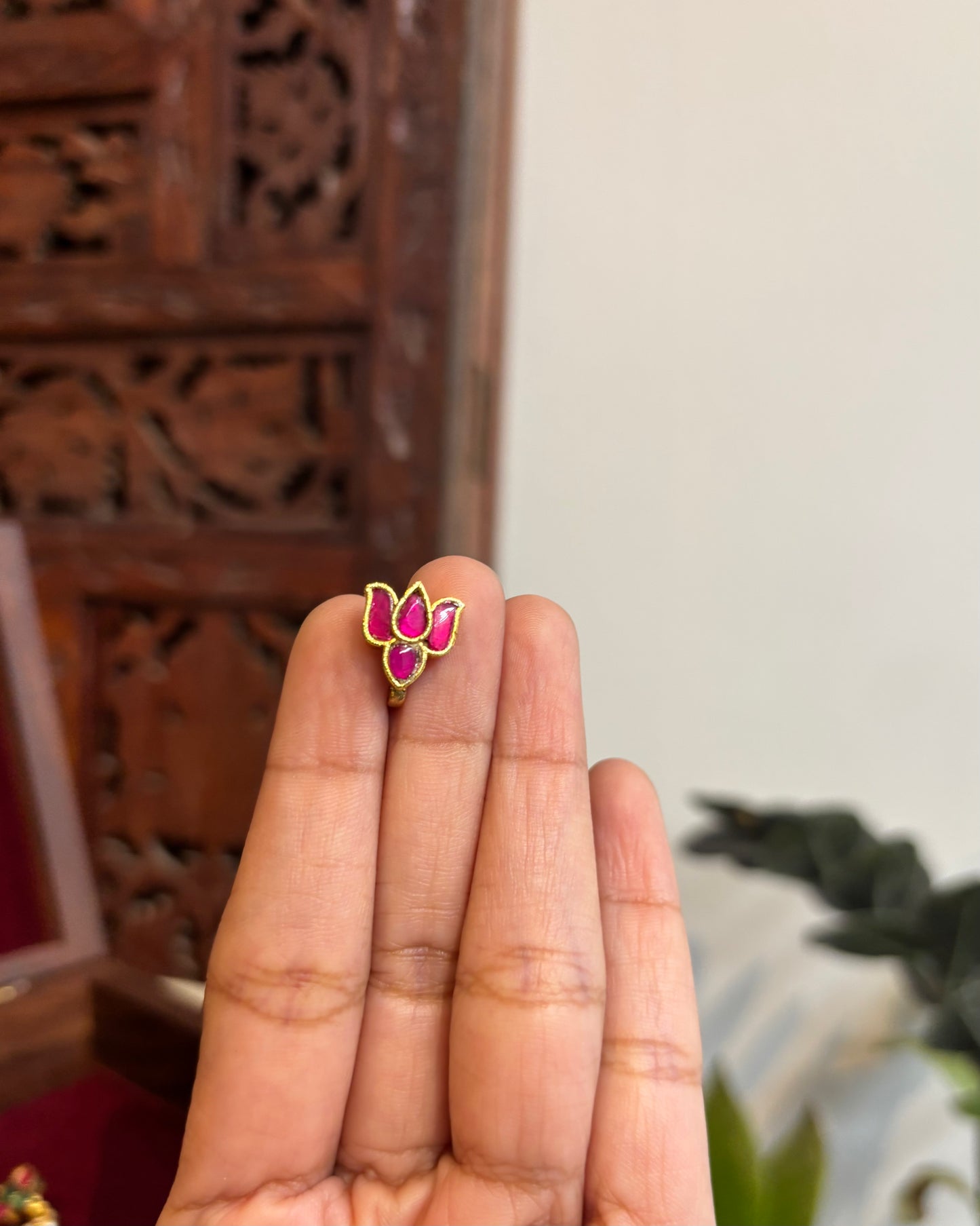 Lotus Minimal Floral Clip On Nosepin | NP093