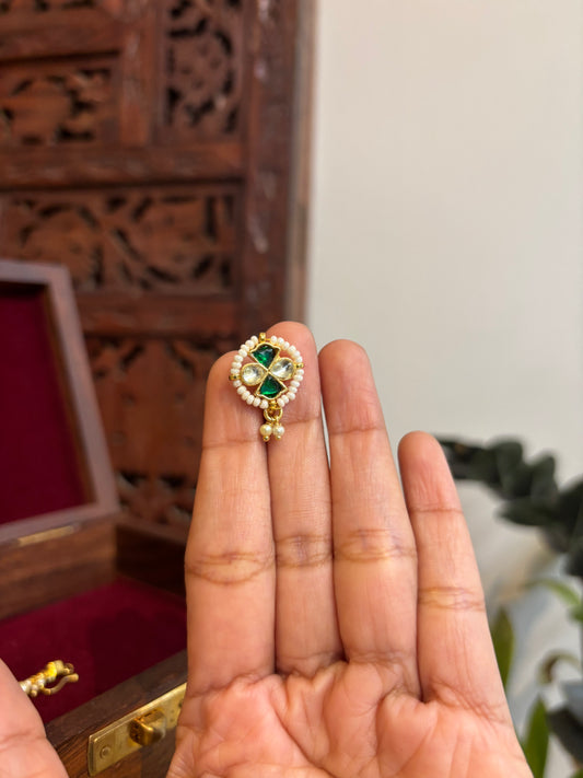 Minimal Floral Clip On Nosepin | NP104