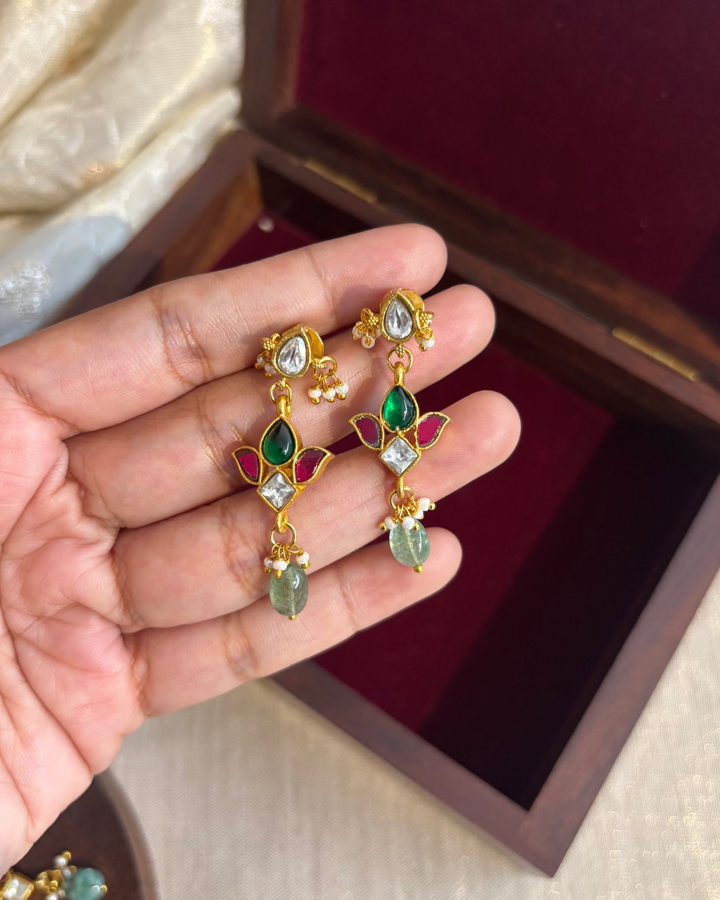 Jadau Kundan Invisible Chain Necklace with Earrings | Multi Colour | NC568