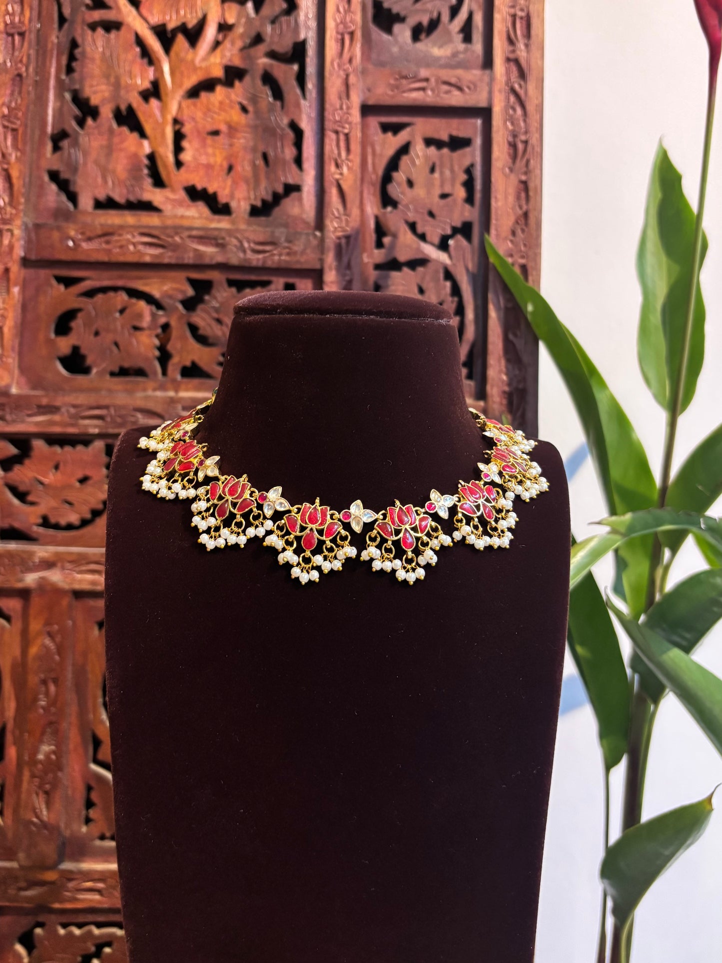 Ruby White Lotus Kundan Choker Set with Earrings – Minimal Statement | NC157