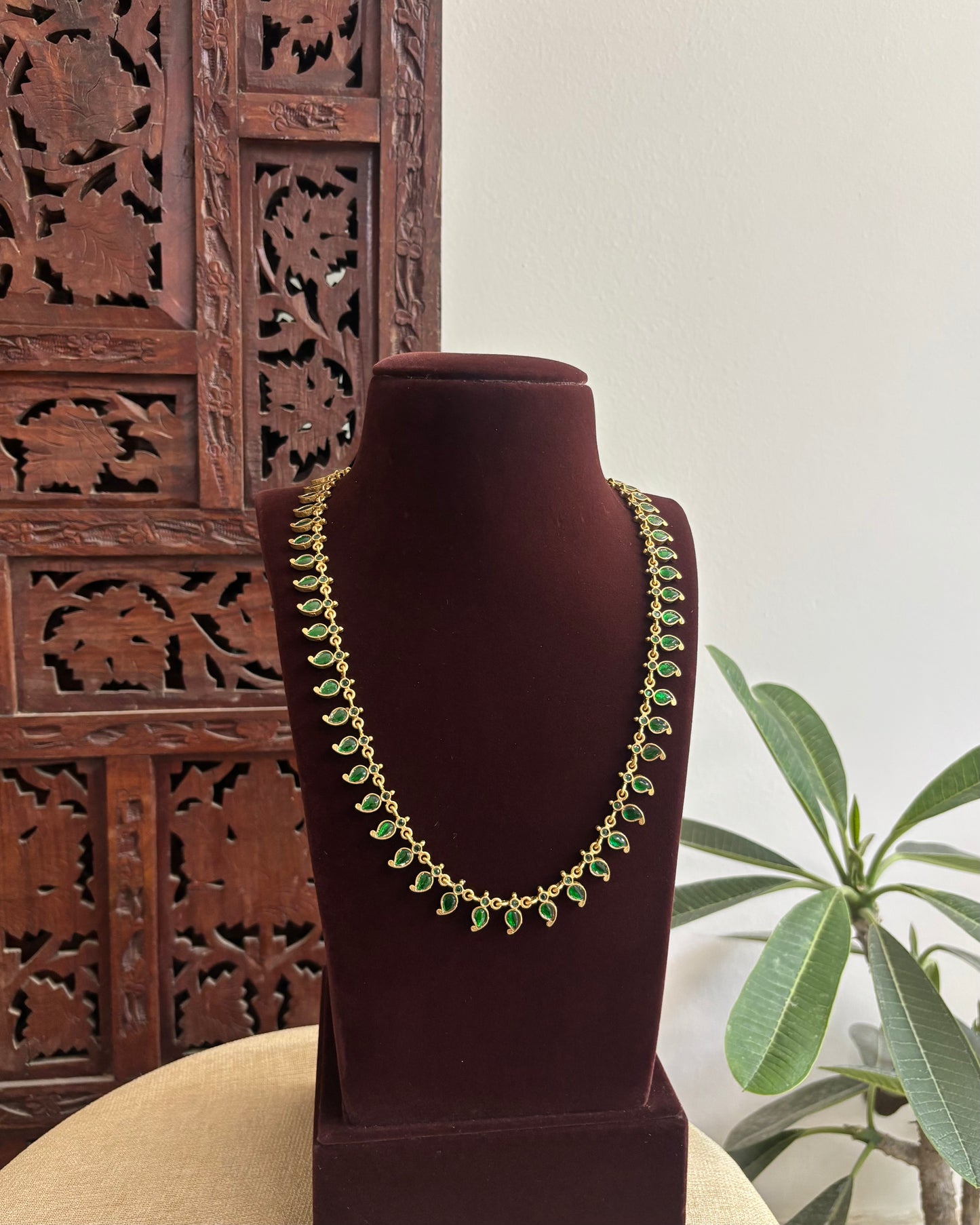 Mango Kundan Minimal Necklace | NC530