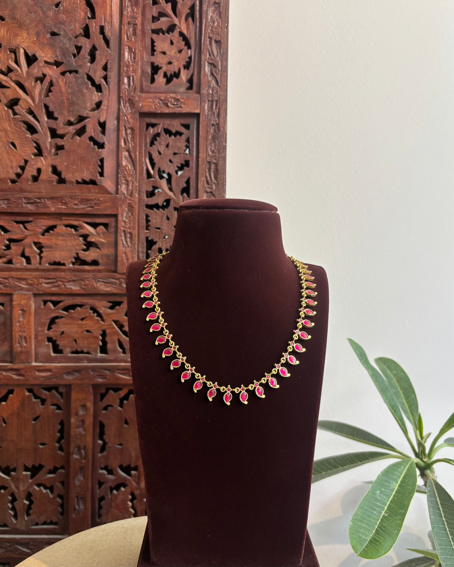 Mango Kundan Minimal Necklace | NC528