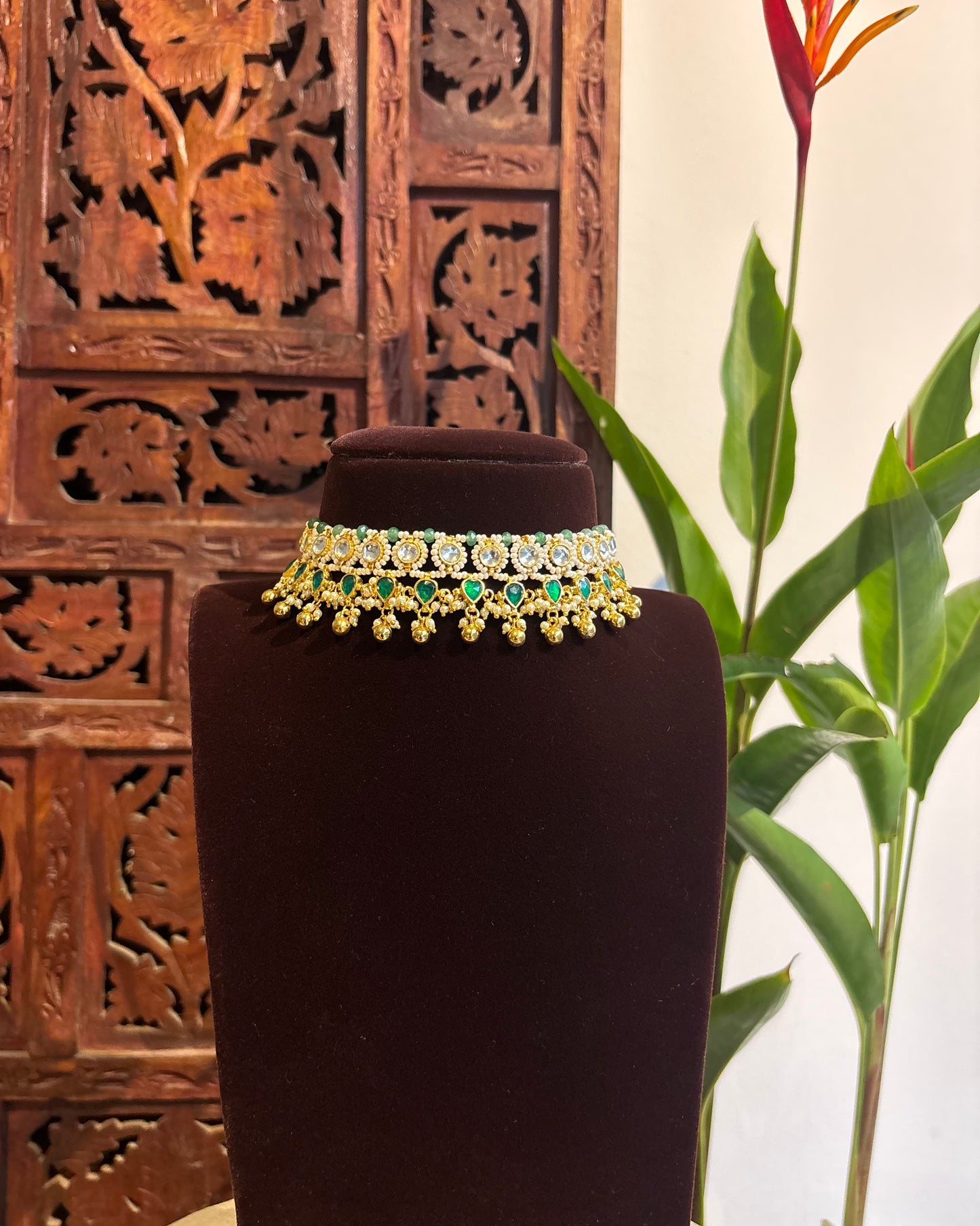 Green White Kundan Choker Set with Earrings – Minimal Statement | NC166