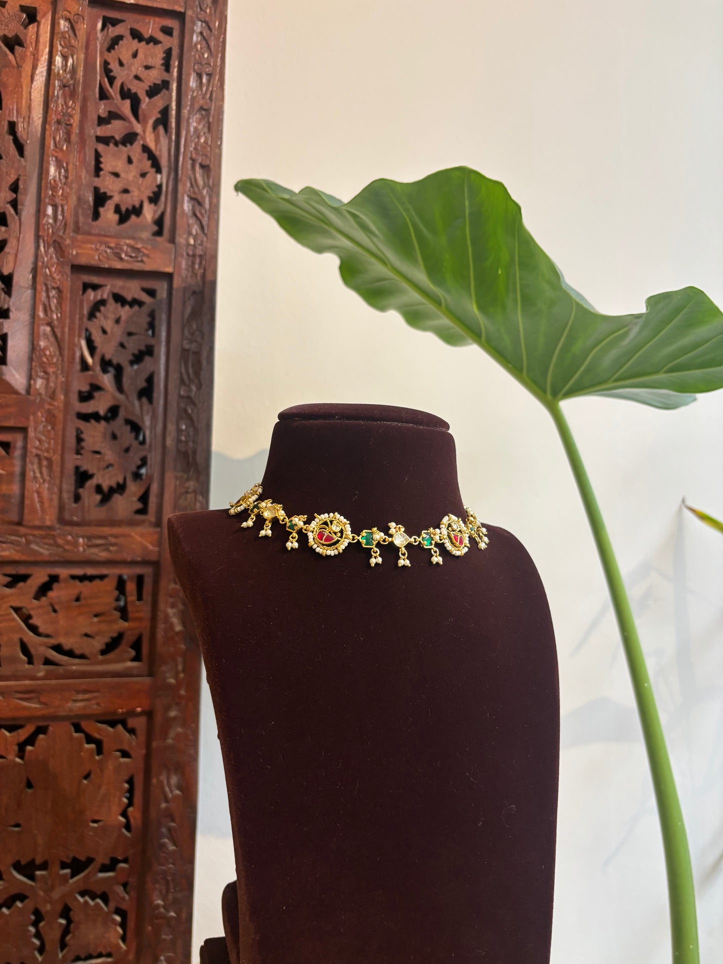 Red, Green & White Peacock Choker – Multifunctional Festive Statement Jewellery| NC274