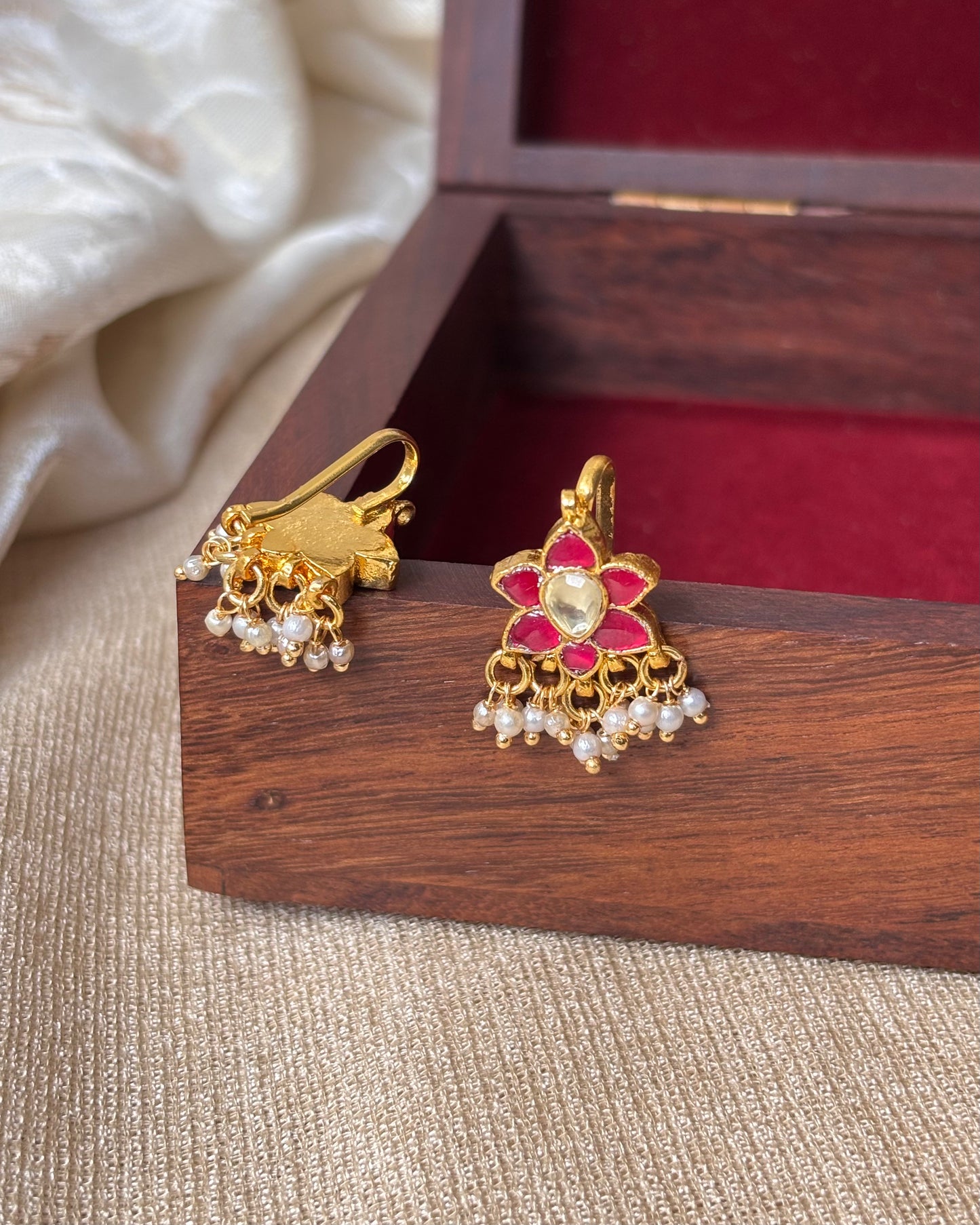 Pink and White Floral Gold-Finish Jadau Bugadi | ER070