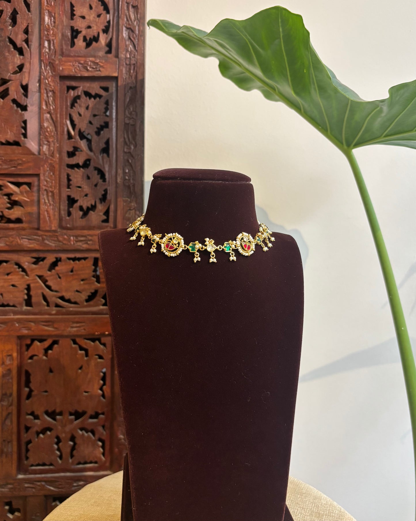 Red, Green & White Peacock Choker – Multifunctional Festive Statement Jewellery| NC274