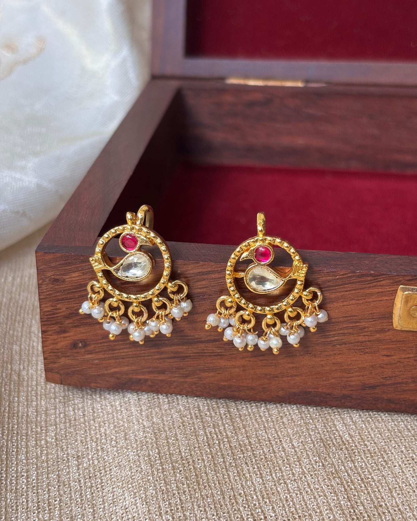 White & GoldHandcrafted Peacock Bugadi – Jadau Kundan Ear Accessory | ER068
