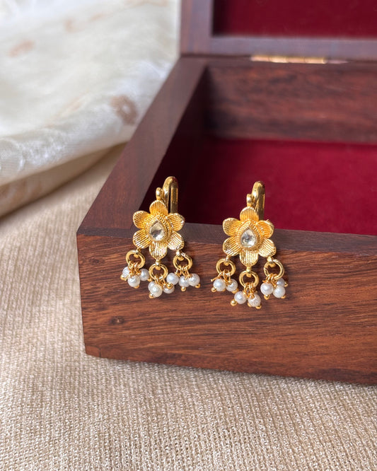 Delicate Floral Gold-Finish Bugadi with White Kundan  | ER024