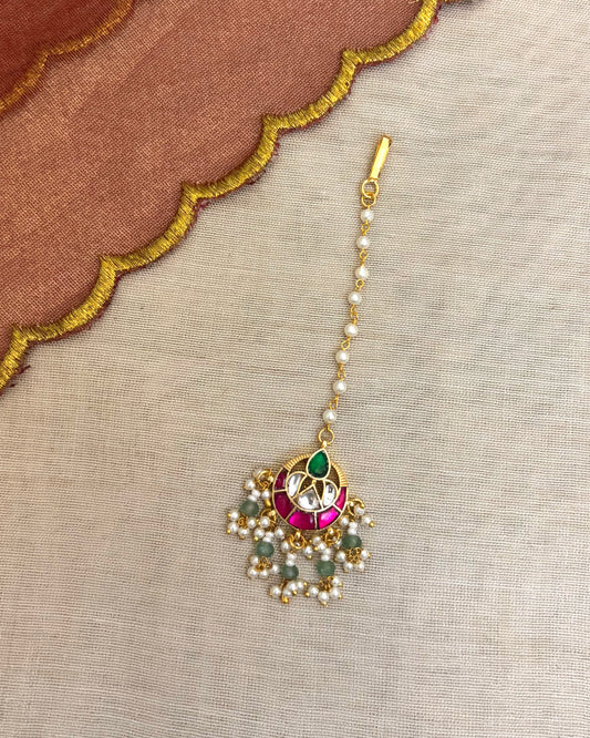 Jadau Kundan Maang Tikka with Pearl Chain | MT036