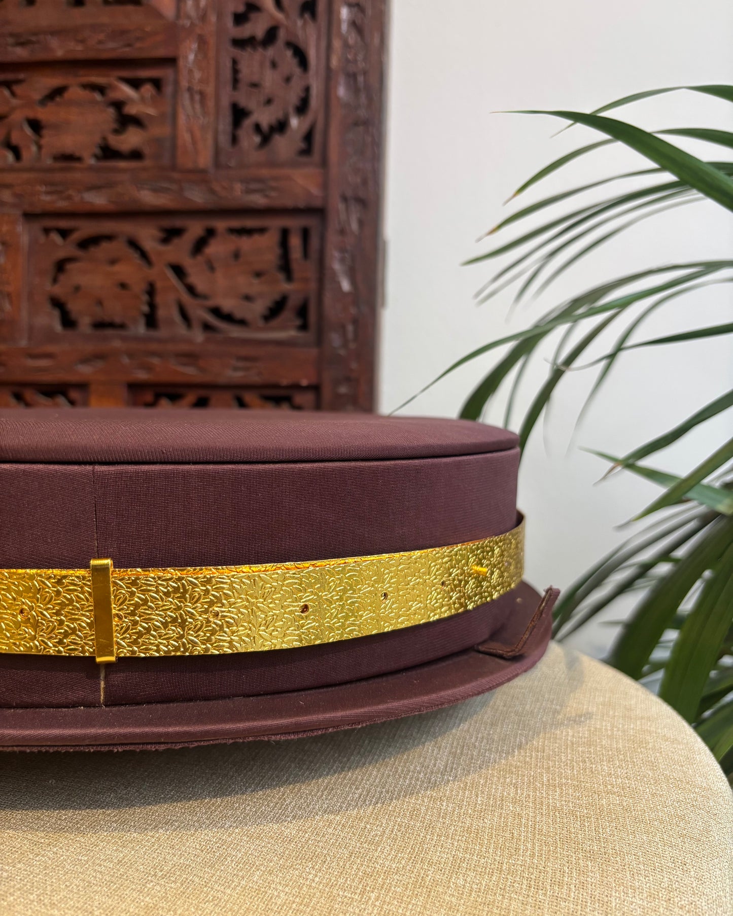 Jadau Kundan Minimal Hip Belt with Adjustable Multi-Hook Closure | WB008