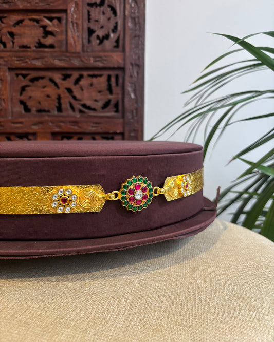 Jadau Kundan Minimal Hip Belt with Adjustable Multi-Hook Closure | WB008
