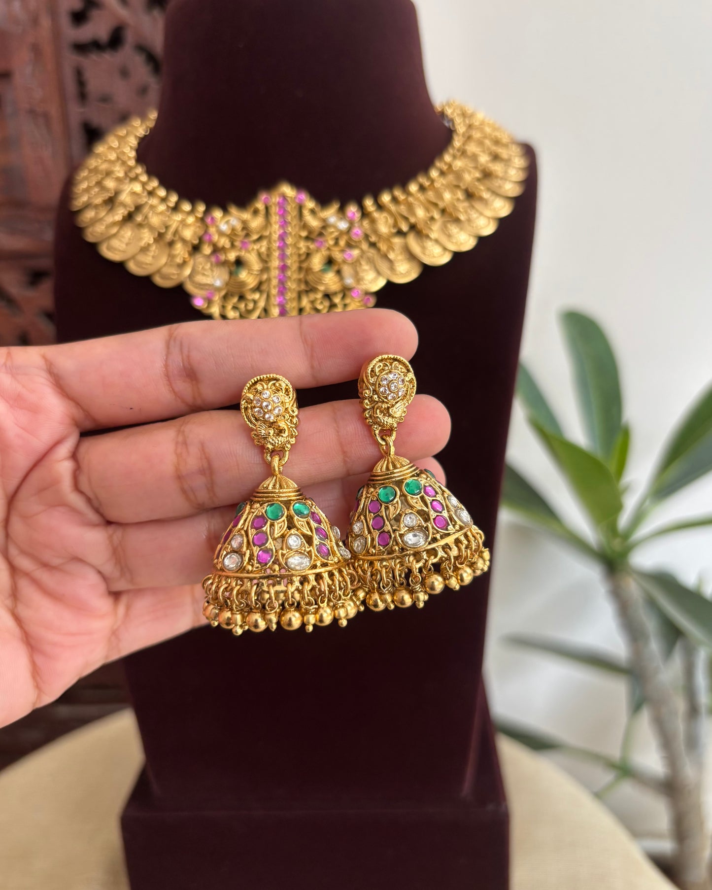 Lakshmi Antique Peacock Kaasu Necklace with Kundan Detailing – Bridal Temple Jewellery | NC520