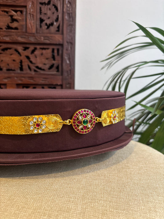 Jadau Kundan Minimal Hip Belt with Adjustable Multi-Hook Closure | WB007