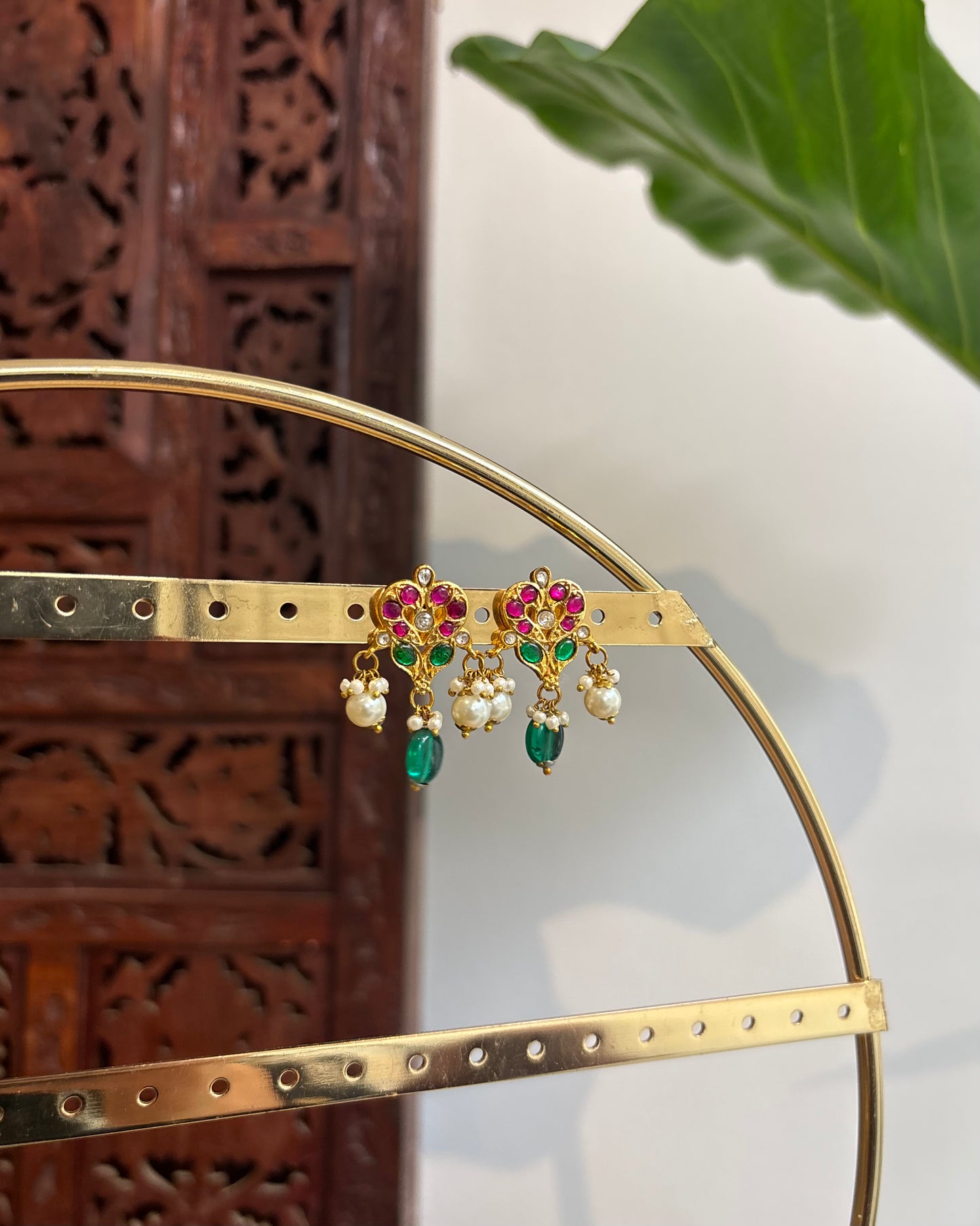 Minimal Floral Stud Earrings | ER198