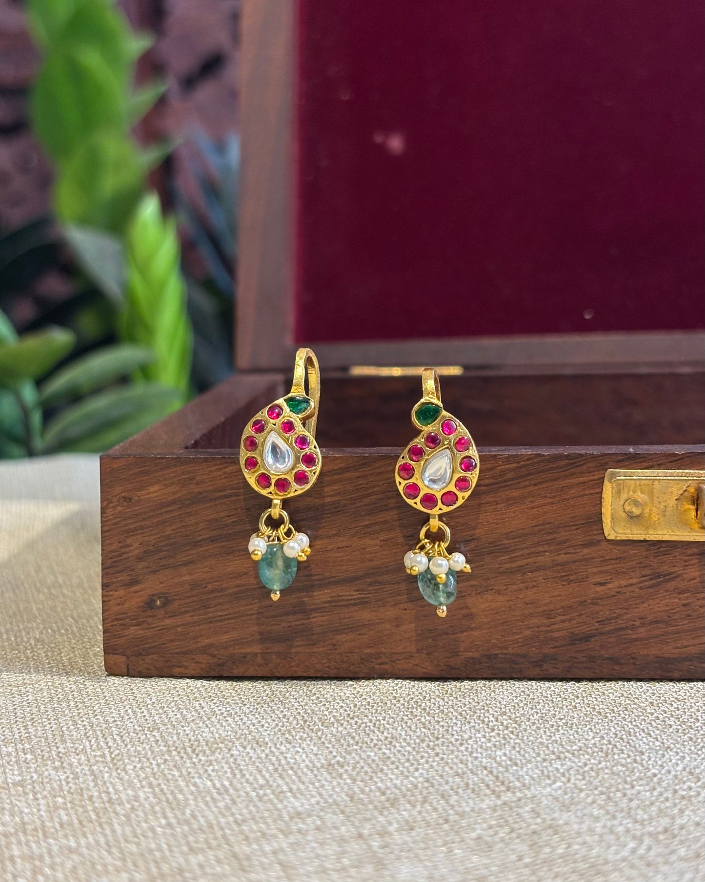 Multicolor Mango Gold-Finish Jadau Bugadi | ER133