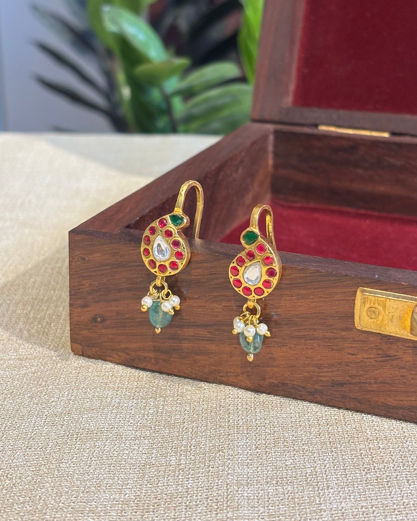 Multicolor Mango Gold-Finish Jadau Bugadi | ER133