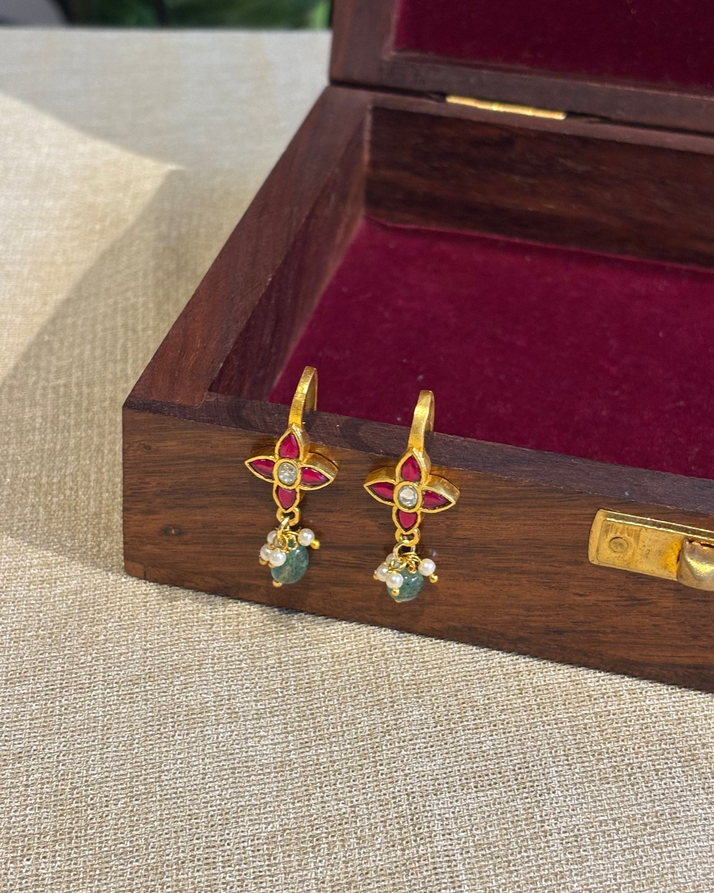 Floral Gold-Finish Jadau Bugadi  | ER135