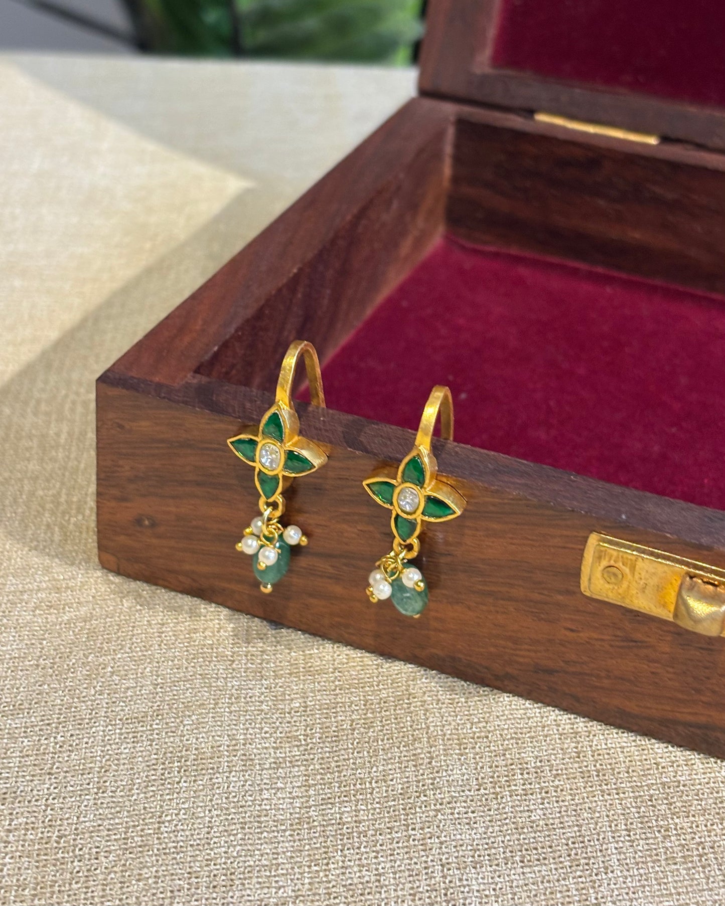 Floral Green Gold-Finish Jadau Bugadi  | ER136