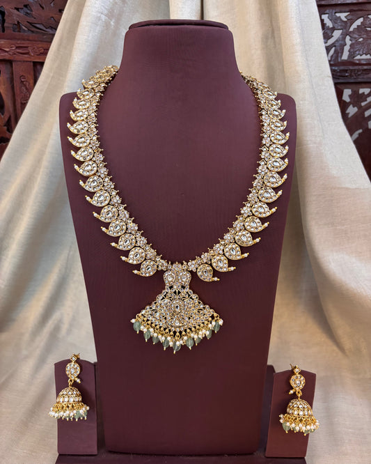 Premium White Kemp Mango Haram with Earrings | NC090