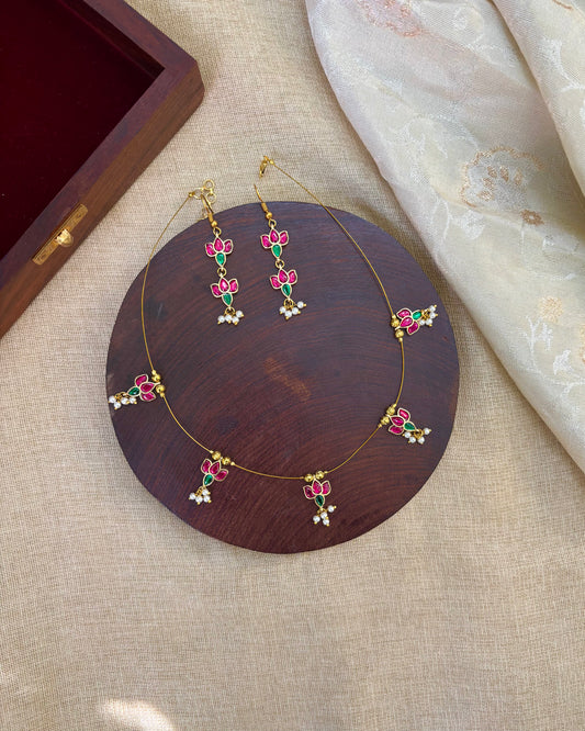 Jadau Kundan Invisible Chain Necklace with Earrings | Ruby & Green | NC571