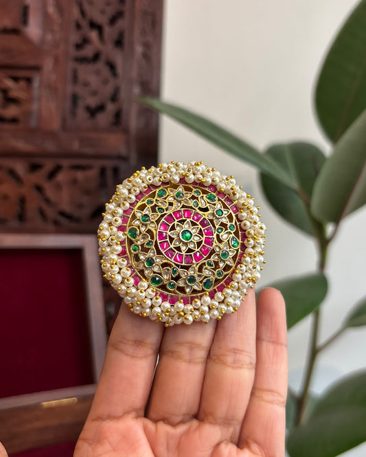 Intricate Floral Round Jadau Kundan Pendant | HA233